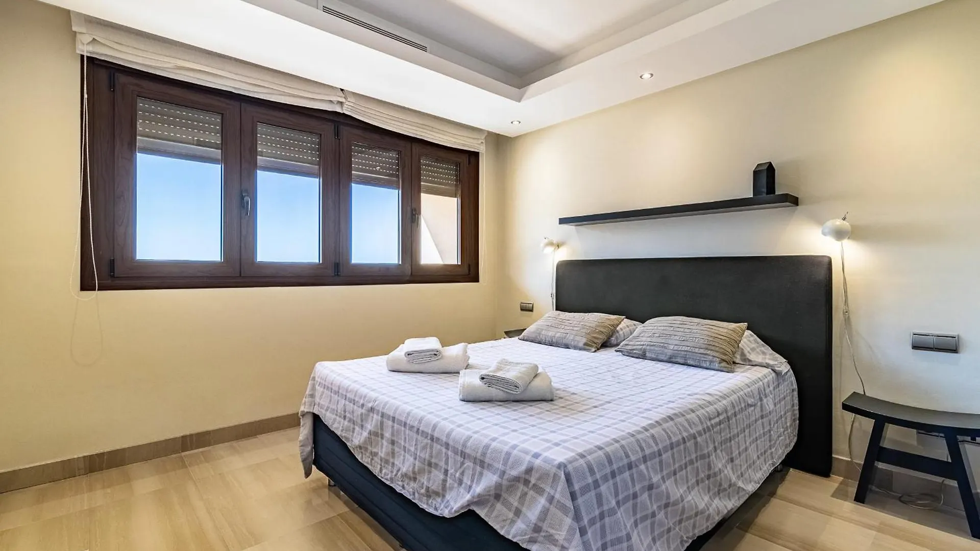 Estepona East Apartment Maewest