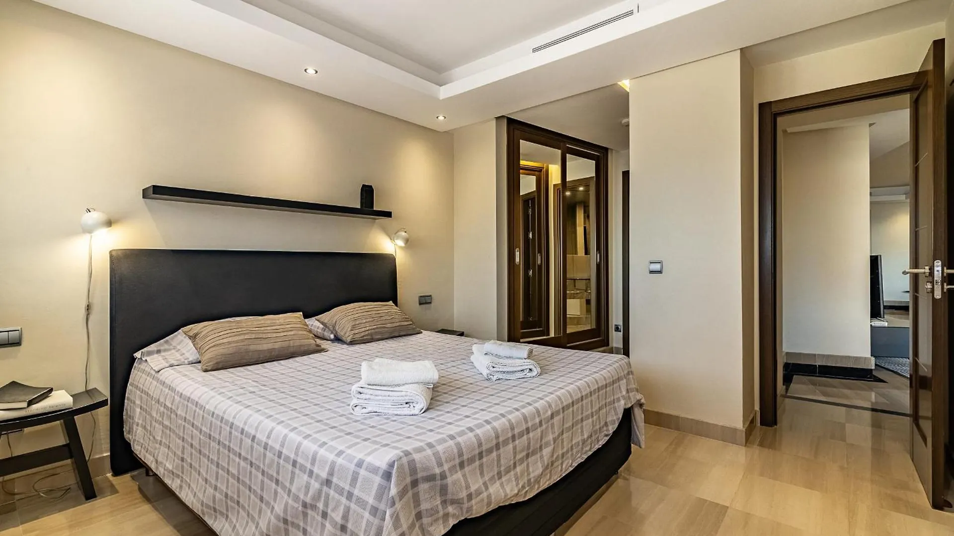 Estepona East Apartment Maewest
