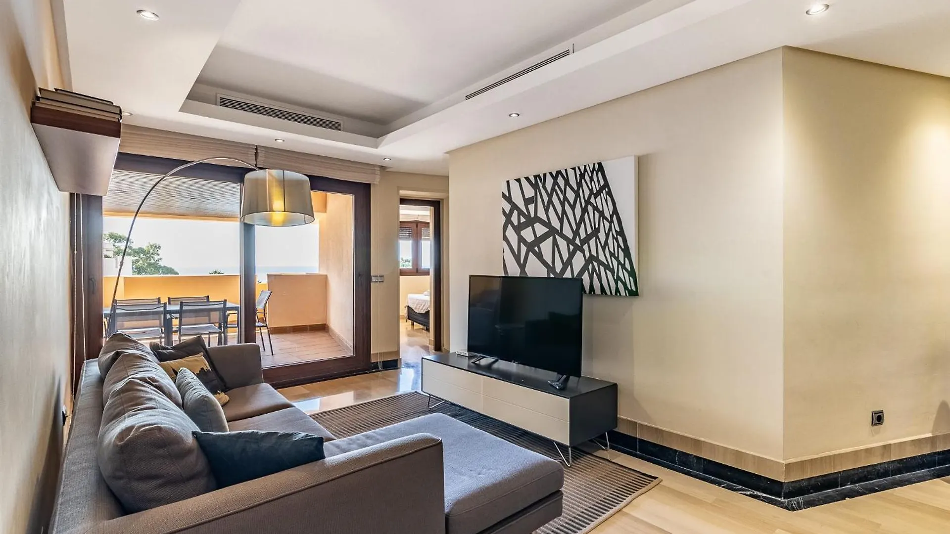Estepona East Apartment Maewest 0*,  Spain